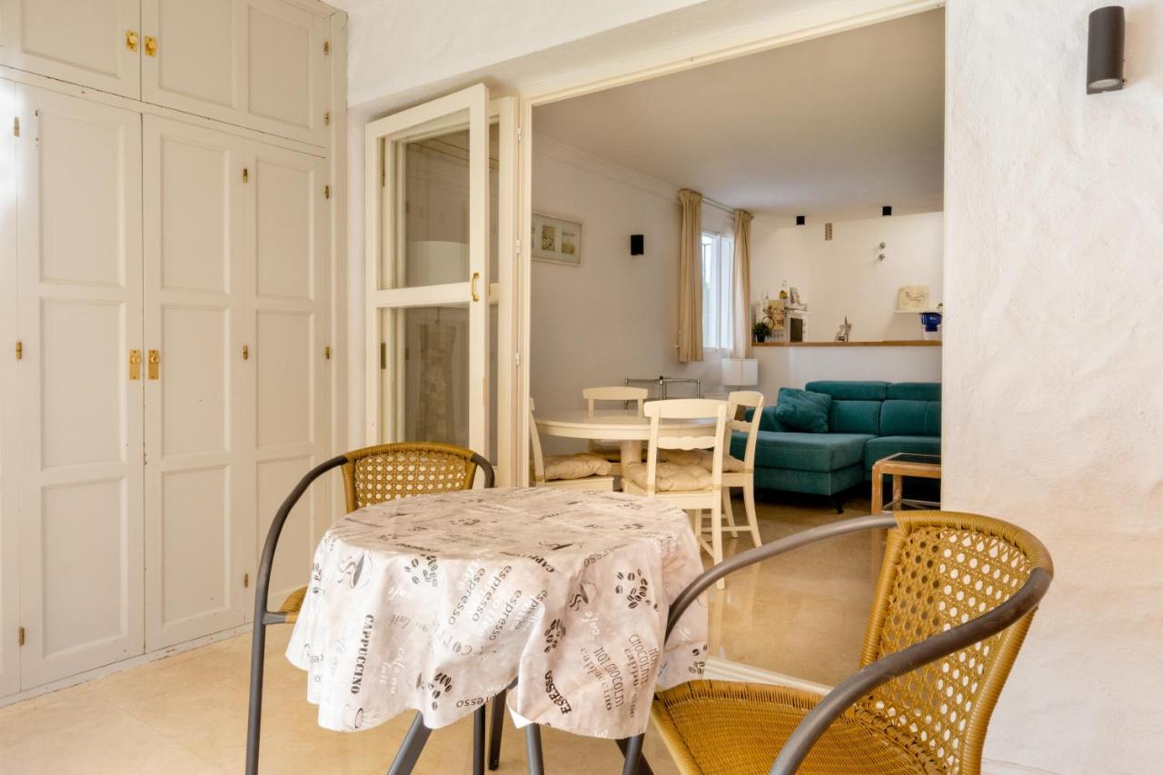 Confortable Urbanizacion El Paraiso Appartement